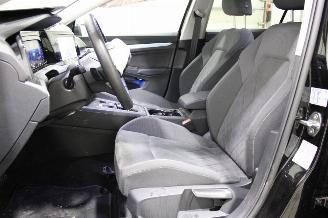Volkswagen Golf  picture 10