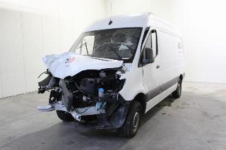Vaurioauto  passenger cars Mercedes Sprinter  2023/11