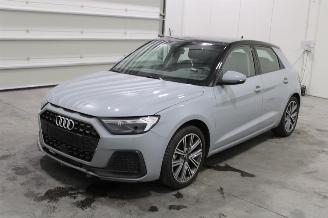 Schadeauto Audi A1  2022/9