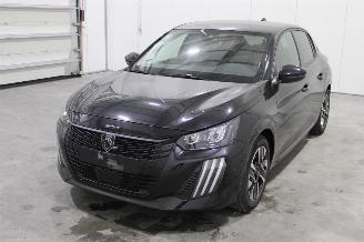 Schadeauto Peugeot 208  2025/3