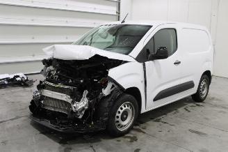 Damaged car Fiat Doblo  2025/4