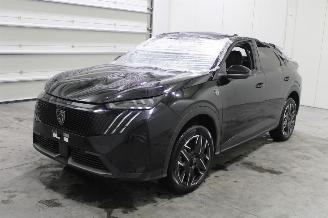Damaged car Peugeot 3008  2025/9