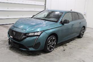 damaged passenger cars Peugeot 308  2022/12
