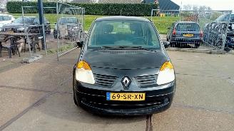 uszkodzony samochody osobowe Renault Modus  2006/4