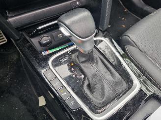 Kia Ceed 1.6 GDI PHEV Pano Navi Stoelverw picture 18