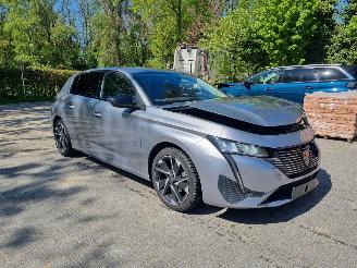 Schadeauto Peugeot 806 Puretech 130 Aut. Navi Led 2022/3