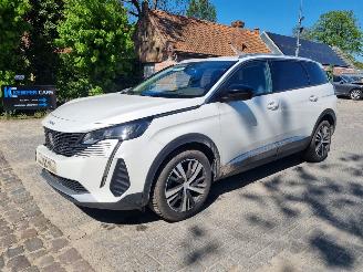 Vaurioauto  passenger cars Peugeot 5008 BlueHDI 130 Aut. 7 Pers Navi 2022/4