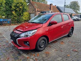 Vaurioauto  passenger cars Mitsubishi Space-star 1.2 Connect+ Airco 2025/5