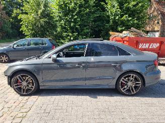 Coche accidentado Audi S3 2.0 TFSI Aut. quattro Pano Stoelverw 2017/12