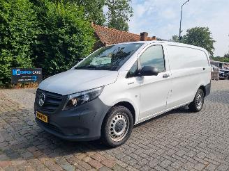 krockskadad bil auto Mercedes Vito Evito 112 66KWH Airco Navi Stoelverw 2023/10