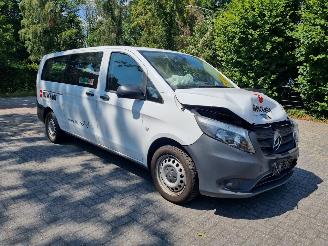 Unfallwagen Mercedes Vito 114 CDI Aut Extra Lang 8 Pers 2019/6