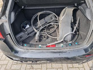 Mercedes A-klasse 250e Aut. Led Navi Stoelverw picture 10