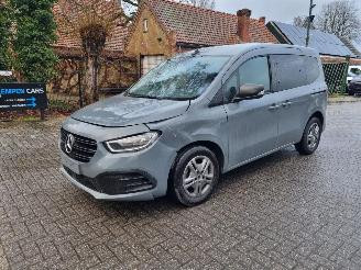 krockskadad bil auto Mercedes Citan Tourer 110 2023/5