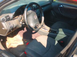Mercedes C-klasse 200 cdi picture 11