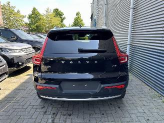 Volvo XC40 1.5 T3 R-Design NAVI/LED/CAMERA/FULL ASSIST/LEDER/VOL OPTIES! picture 4