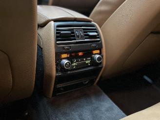 BMW 7-serie 730d/PANO/MEMORY/HEAD-UP/VENTILATIE/4xSTOELVERW./XENON-LED/FULL-ASSIST/TREKHAAK/VOL! picture 14