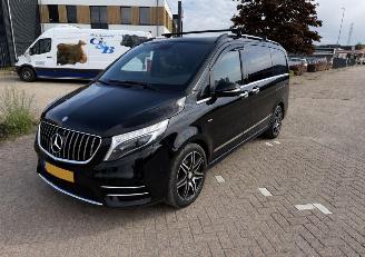 Avarii autoturisme Mercedes V-klasse V250 4 MATIC FULL OPTIONS 2017/10