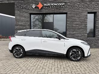 Schadeauto MG MG4 Electric Luxury 64kWh 204PK Aut. 2023/6