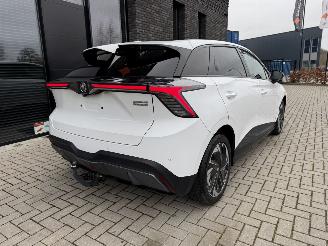 MG MG4 Electric Luxury 64kWh 204PK Aut. picture 7