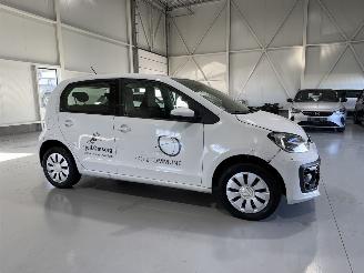 Damaged car Volkswagen Up! 1.0 MPI 65PK Move-UP! APP CAM ECC 2022/4