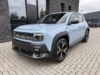 Renault 4 NEW MODEL EV! 52kWh Comfort Range 150PK Techno VOL! picture 3