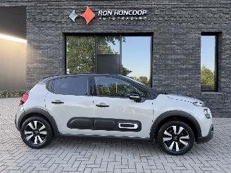 Vaurioauto  passenger cars Citroën C3 1.2 PureTech 83PK Shine 2023/3