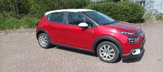 Citroën C3 You! 1.2-Benzine 83pk Airco Stoelverwarming Lichtautomaat Drivelane assistent Led koplampen led Dagrijverlichting Dab audio systeem Bi-Color pearl metallic Lak picture 2