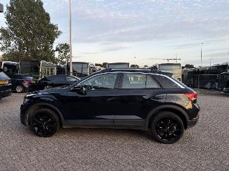 Volkswagen T-Roc 1.5 TSI Life Bussines Iq Light NAP Nederlandse Auto picture 4