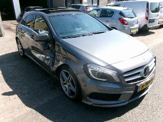 Mercedes A-klasse 180 PRESTIGE AMG LOOK picture 4