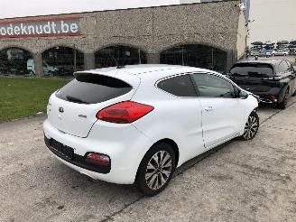 Auto incidentate Kia Pro cee d 1.4 I 2016/4