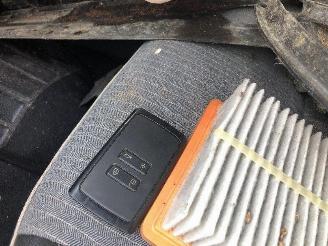 Renault Clio 1.0 turbo picture 17