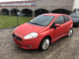 Damaged car Fiat Punto 1.3 MULTIJET 2008/6