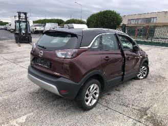 Schadeauto Opel Crossland 1.2 turbo 2019/4