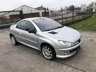 Schadeauto Peugeot 206 CC 1.6 QUIKSILVER 2006/3