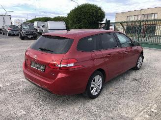 Schadeauto Peugeot 308 SW  1.2 2017/4