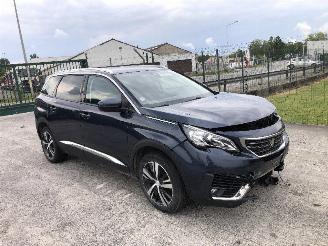 Damaged car Peugeot 5008 5008  II   1.2 2019/7