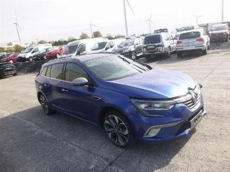 damaged passenger cars Renault Mégane 1.2 turbo GT Line 2018/5