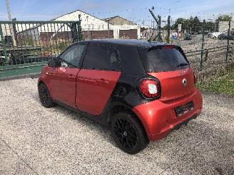 Schadeauto Smart Forfour 0.9 