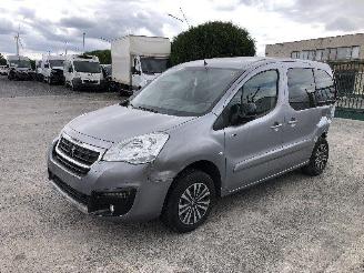 Avarii autoturisme Peugeot Partner TEPEE  1.2 2017/3