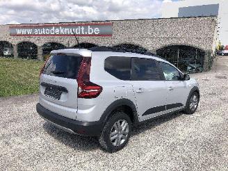 Avarii autoturisme Dacia Jogger 1.0 TURBO  CONFORT 2022/7