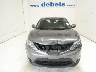 Vaurioauto  passenger cars Nissan Qashqai 1.2 2015/5