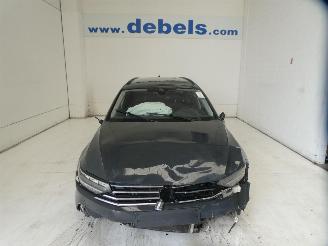 Damaged car Volkswagen Passat 2.0D BUSINESS 2021/4