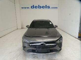 Damaged car Mercedes 200-280 CLA  E 2022/9
