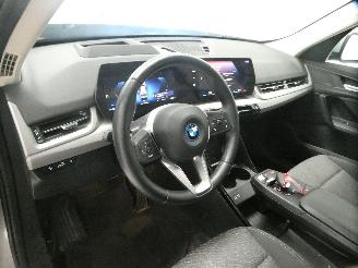 BMW iX 1 EDRIVE20 picture 16