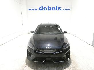 uszkodzony samochody osobowe Kia Cee d  2023/7