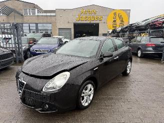 uszkodzony samochody osobowe Alfa Romeo Giulietta 1.6 MTJD 2012/9