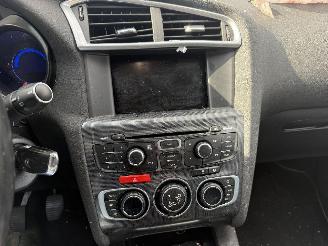 Citroën C4 1.6I VTI SEDUCTION picture 23