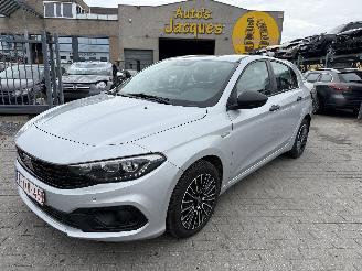 damaged passenger cars Fiat Tipo 1.0 FIREFLY 100 2021/3