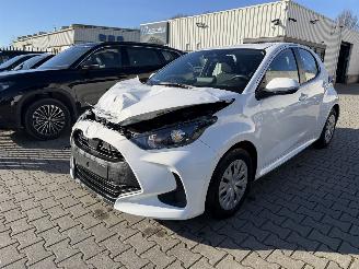 Schadeauto Toyota Yaris 1.5 Hybrid 2025/3