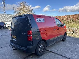 krockskadad bil bedrijf Toyota Proace 1.6 D-4D COOL COMFORT 2018/7